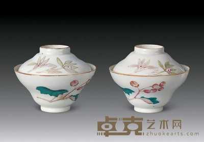 清道光 粉彩花卉折腰盖碗(一对) 直径11cm